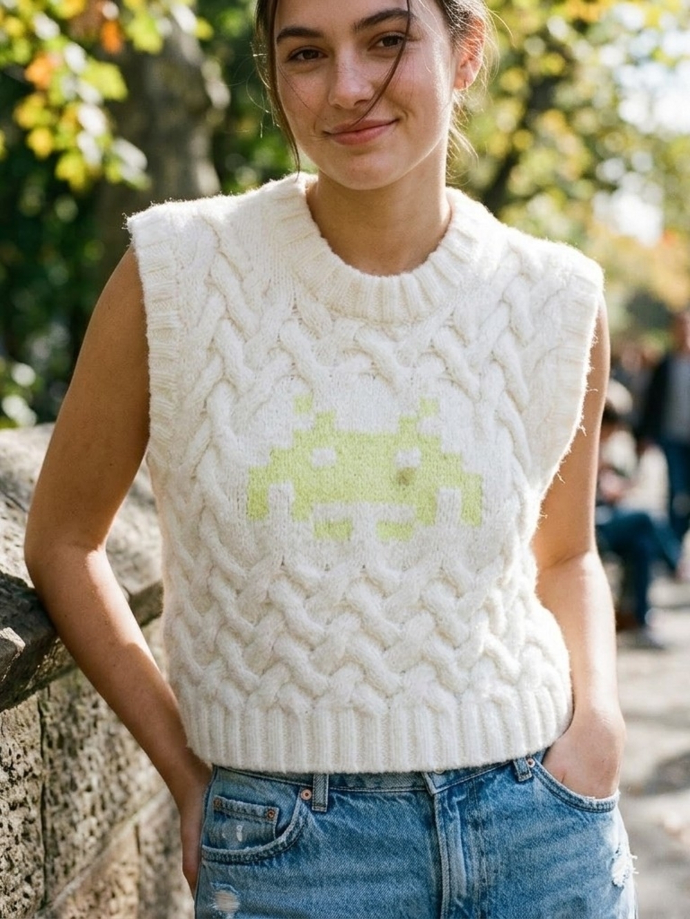 ZARA x Space Invaders Limited Edition Cable Knit Cropped Sweater Vest Small